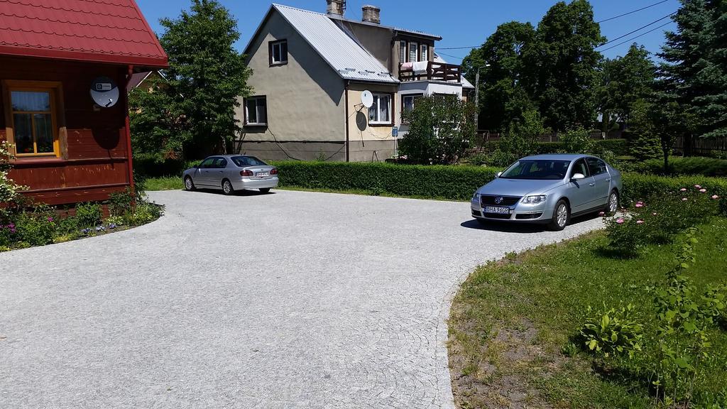 Gasthaus Wisniowy Sad Białowieża Exterior foto