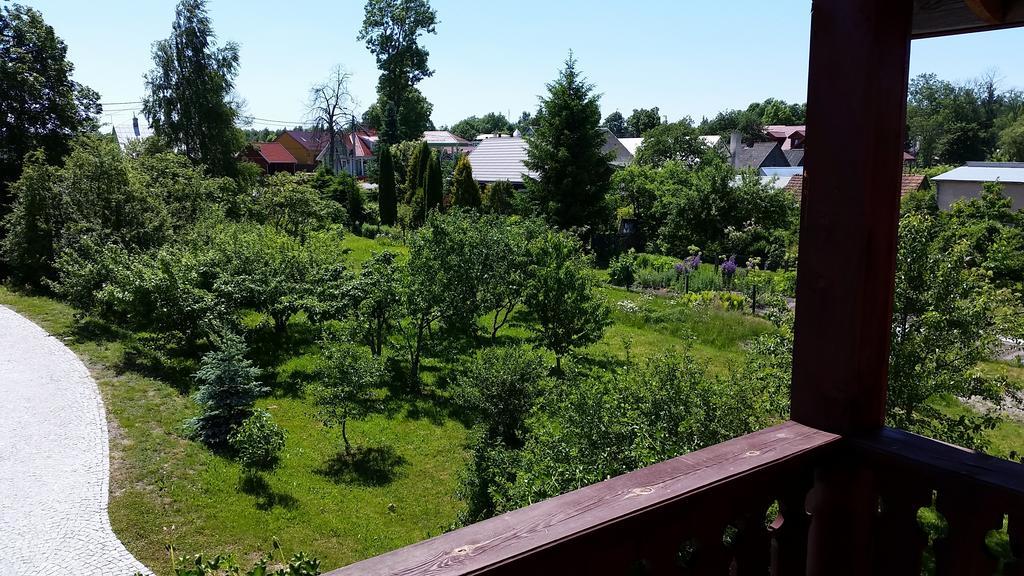 Gasthaus Wisniowy Sad Białowieża Exterior foto